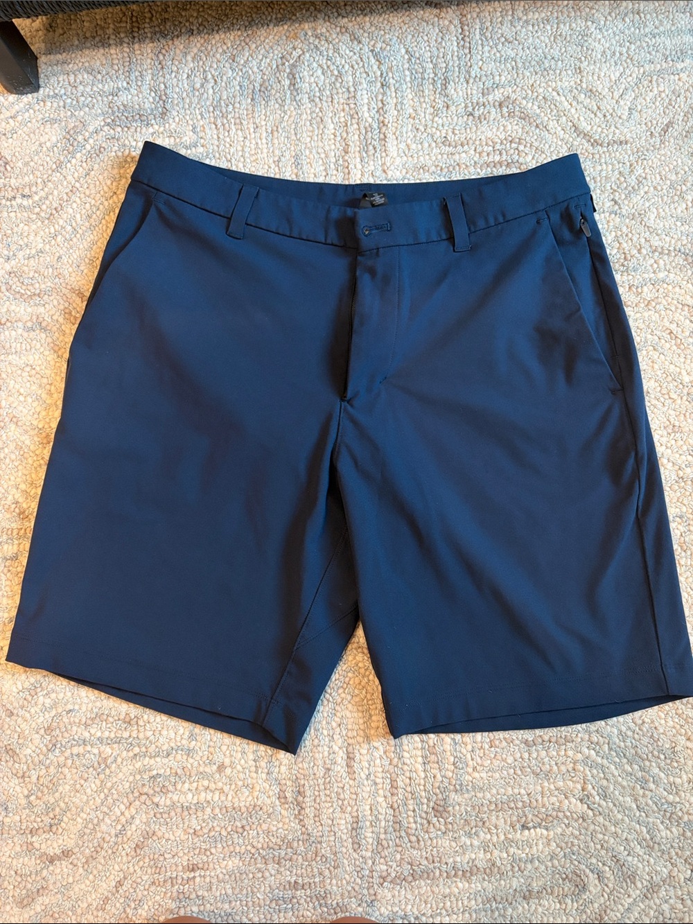 Lululemon Men's ABC 7” Shorts - Navy
